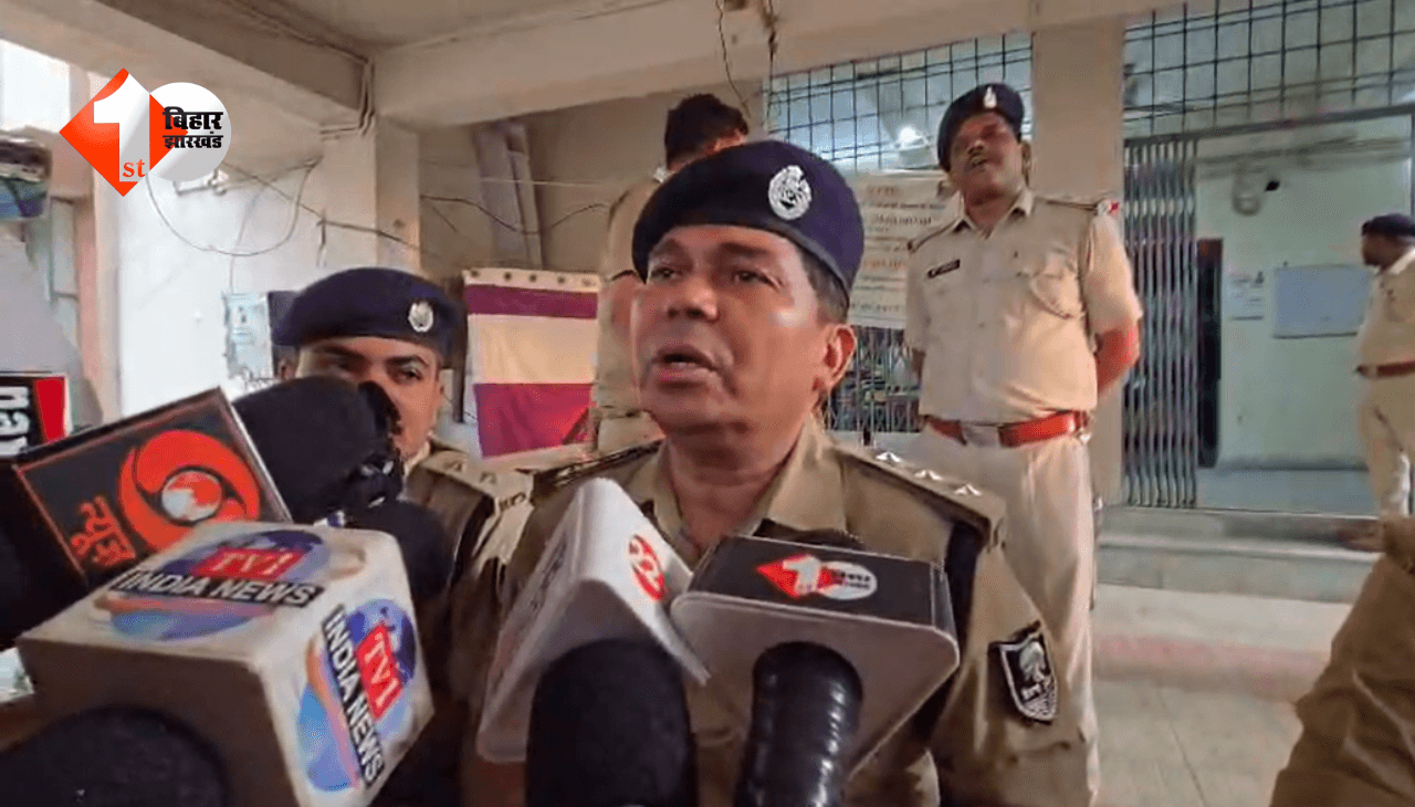 कॉलेज में चल रहा था अपराध की साजिश का खेल... पुलिस ने मारी दबिश, 7 गिरफ्तार; सोने जैसा पदार्थ, नकदी और दर्जनों मास्टर चाबियां बरामद
