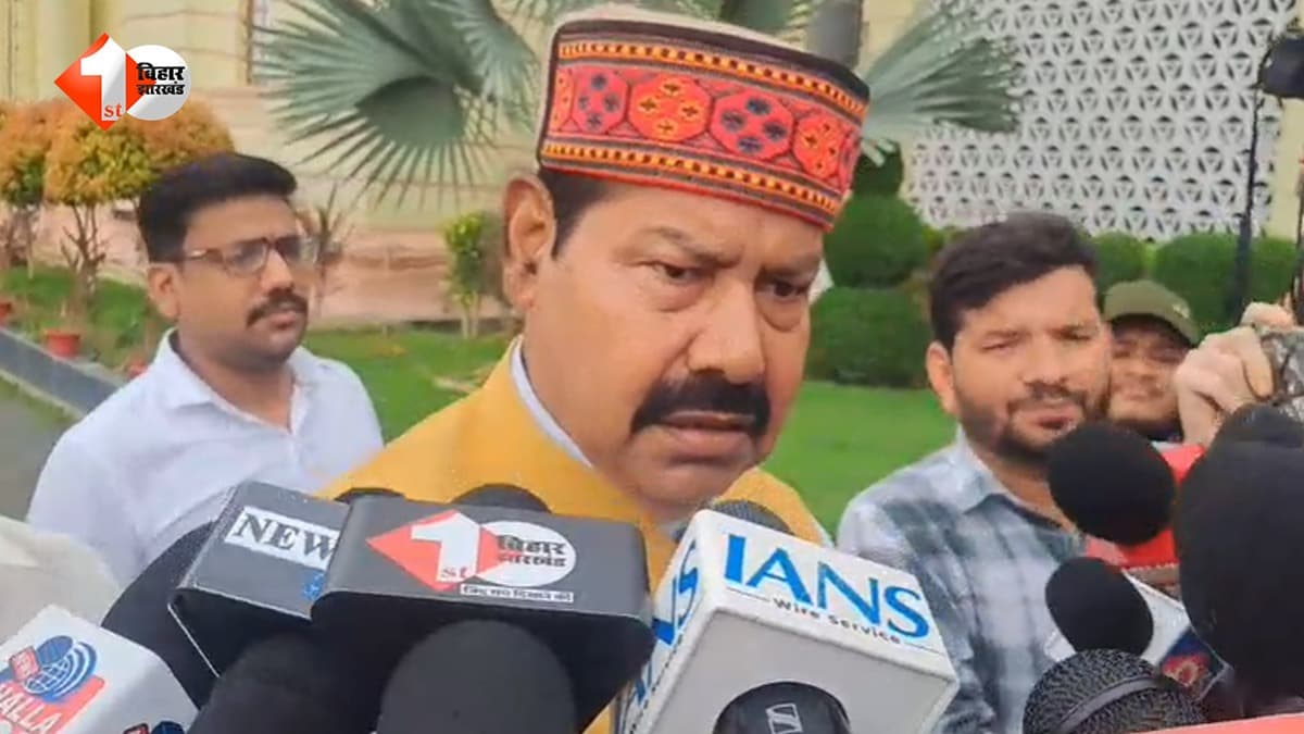 पटना लाठीचार्ज पर RJD विधायक भाई वीरेंद्र का सरकार पर हमला, बोले- 'देश में अघोषित इमरजेंसी, छात्रों के आंदोलन के साथ खड़ी है हमारी पार्टी'