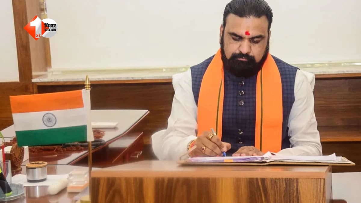 बिहार में बाइक-ऑटो खरीदना हुआ महंगा, सम्राट कैबिनेट का बड़ा फैसला; मोटर वाहन टैक्स बढ़ा, जानिए क्या बदलेगा