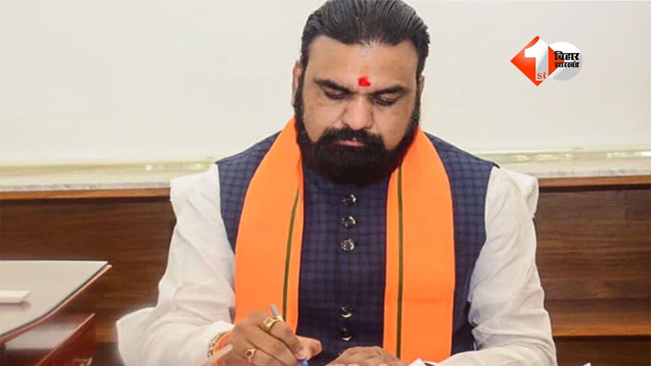 Bihar News : एक्शन मोड में सम्राट चौधरी! चीनी मिल से पटना एयरपोर्ट तक आज होंगी 5 बड़ी बैठकें; अधिकारियों के साथ करेंगे मैराथन समीक्षा