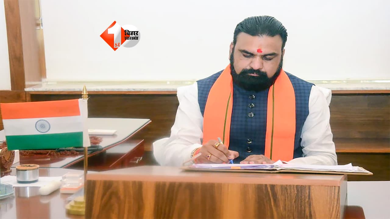 Bihar News : बिहार में आंधी-बारिश और ओलावृष्टि से फसल बर्बाद, CM सम्राट चौधरी बोले- किसानों को मिलेगी राहत;अधिकारियों को भी मिला यह निर्देश