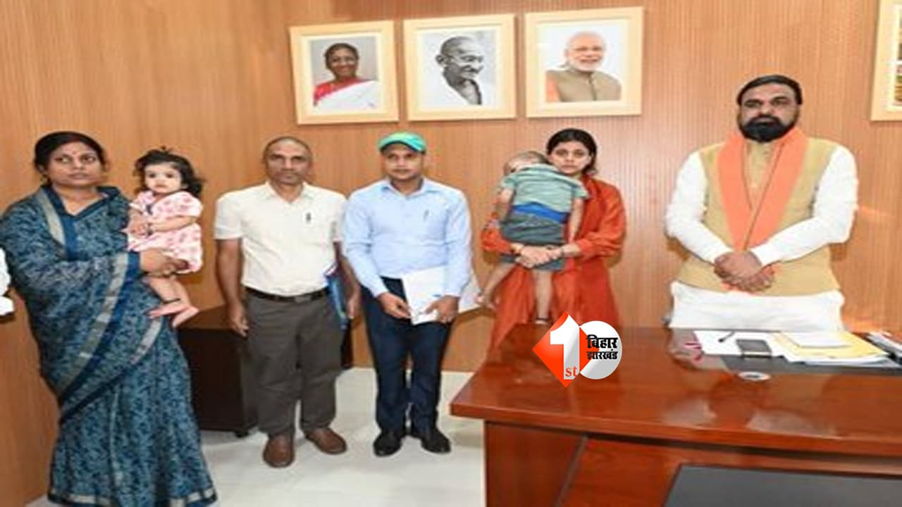 Bihar Crime : CM सम्राट चौधरी का एलान, सुल्तानगंज EO हत्याकांड में परिवार को मिलेगी सरकारी नौकरी; “वीर” कहकर दी श्रद्धांजलि