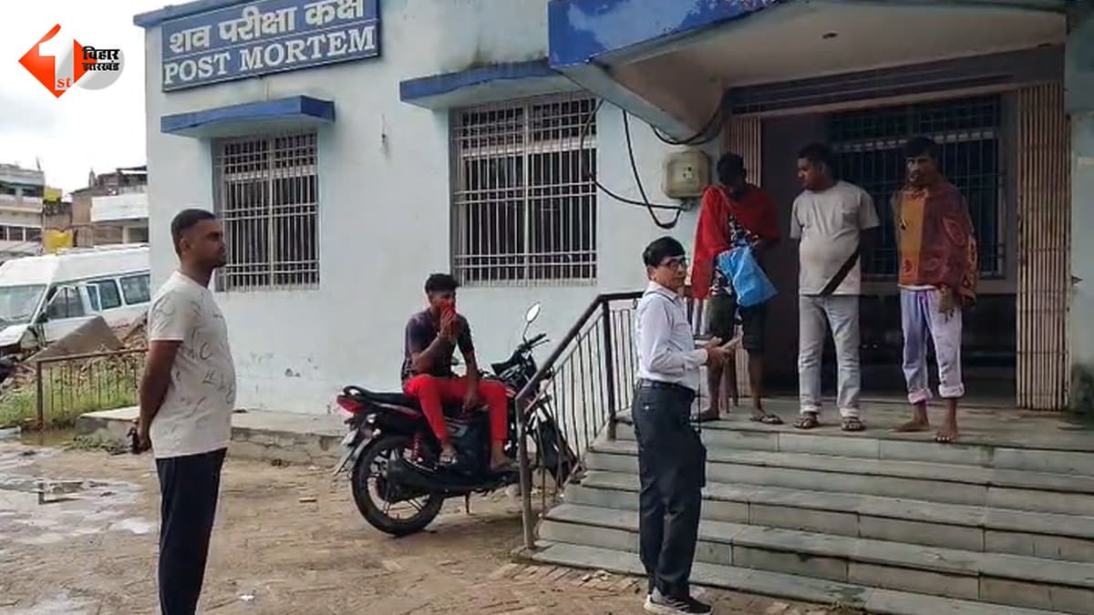 बारिश से बचने का भी नहीं मिला मौका… खेत में गिरी आकाशीय बिजली, किसान की दर्दनाक मौत