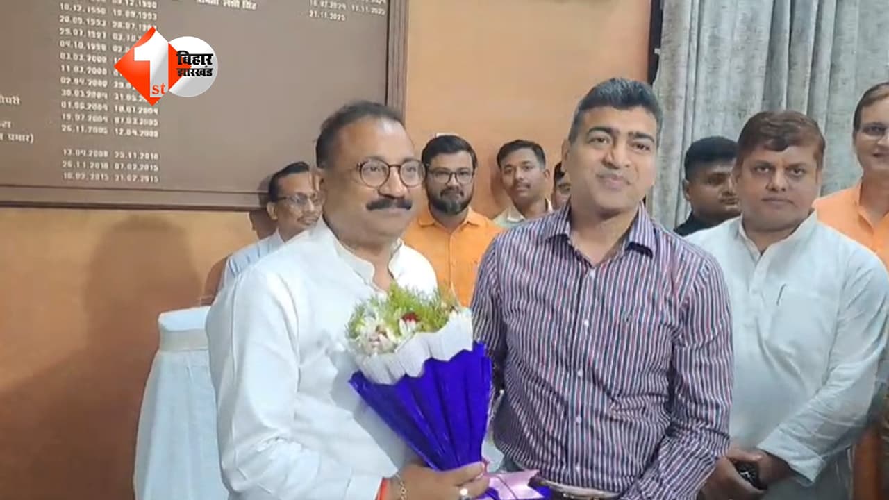 Bihar ration : अब राशन लेने लाइन में नहीं लगेंगे बुजुर्ग! बिहार सरकार बना रही है बड़ा प्लान, पदभार ग्रहण करते ही मंत्री ने कहा - ‘धूर्त लोगों को बख्शेंगे नहीं’