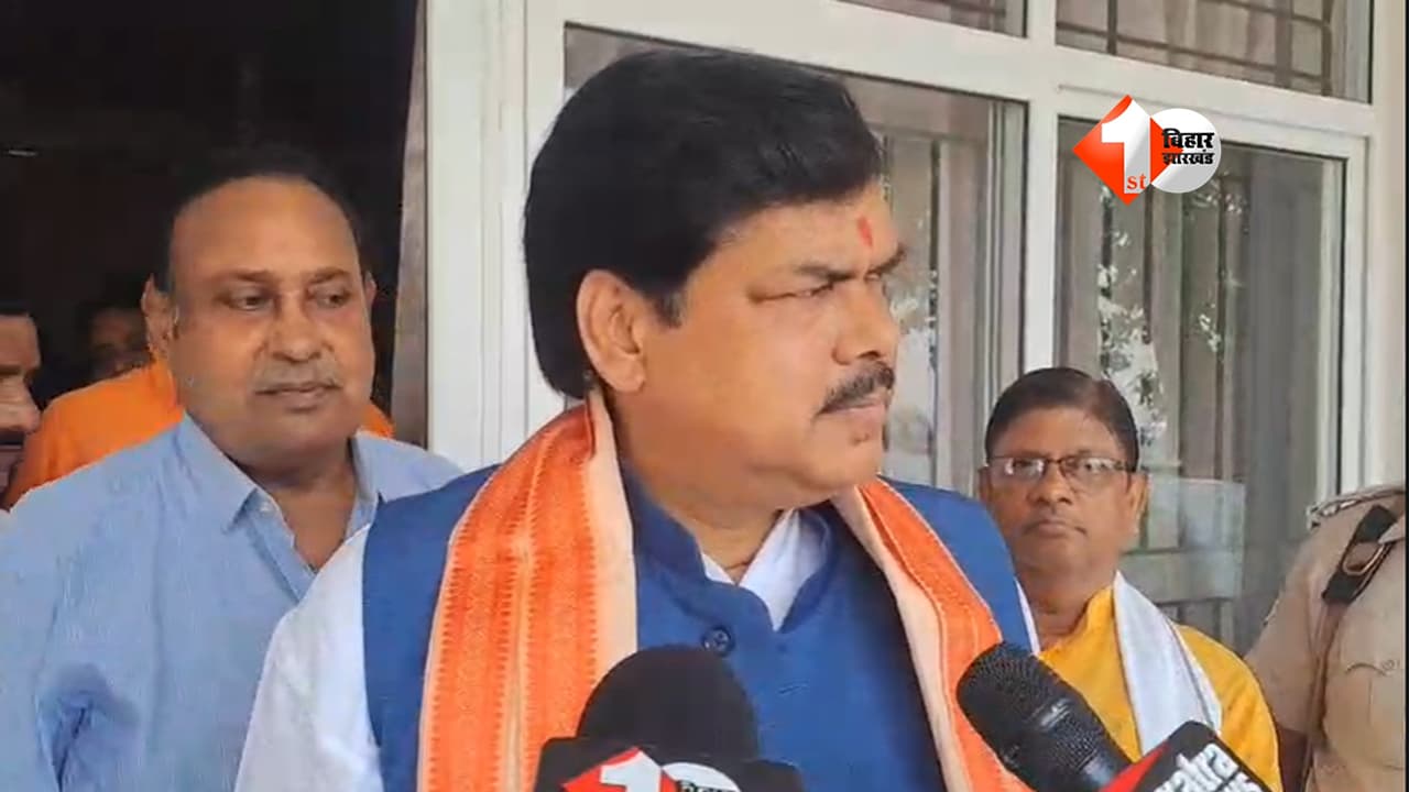 Bihar Teacher News : बिहार के लाखों अभ्यर्थियों के लिए राहत की खबर, मंत्री ने कहा- जल्द जारी होगी TRE-4 भर्ती अधिसूचना; CM सम्राट ने दिए हैं निर्देश