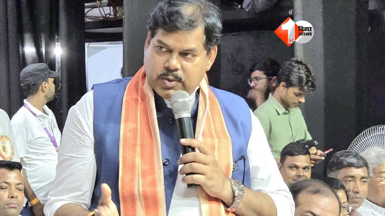 Bihar School News : बिहार में इन मदरसा और संस्कृत स्कूलों पर गिरेगी गाज! शिक्षा मंत्री के आदेश से मचा हड़कंप; पढ़िए क्या है ऑर्डर