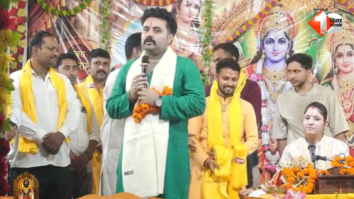 देवराहा बाबा की कर्मभूमि नोआवाँ में गूंजी श्रीराम कथा, पाँचवें दिन उमड़ी श्रद्धालुओं की भारी भीड़