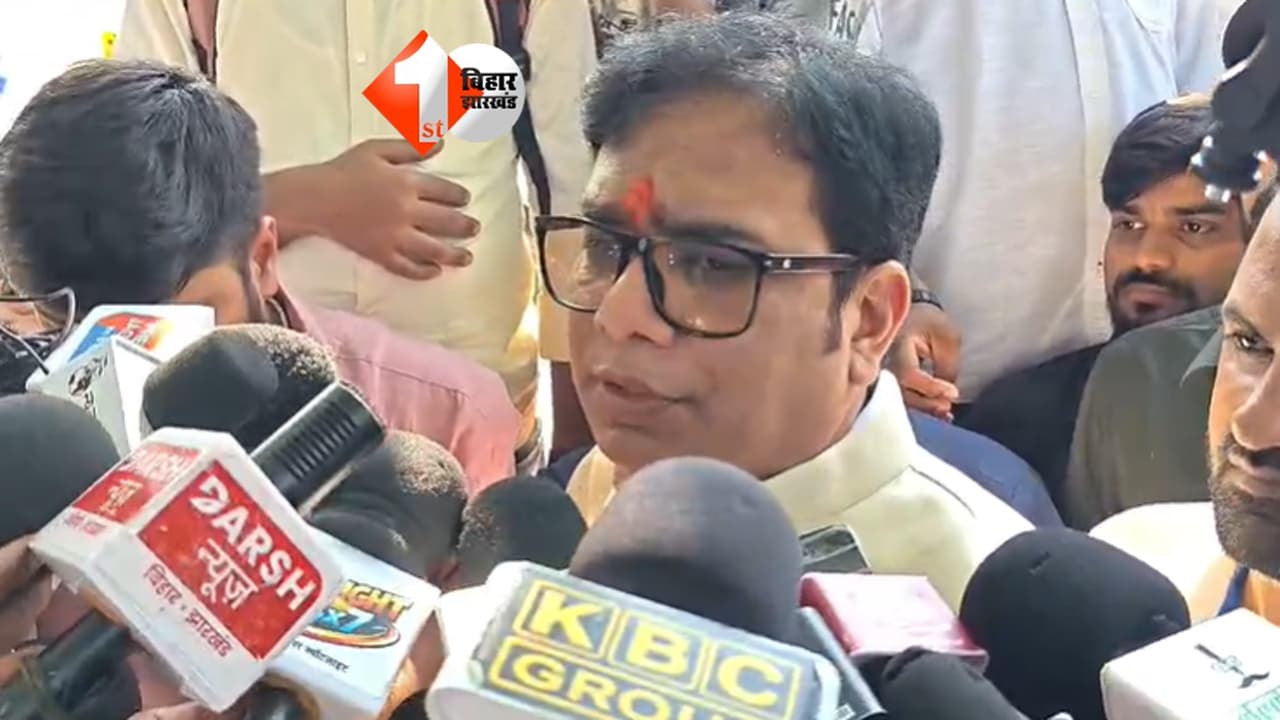 बिहार विधान परिषद चुनाव 2026: RJD ने मतगणना में हो रही देरी पर उठाए सवाल, गड़बड़ी की जताई आशंका