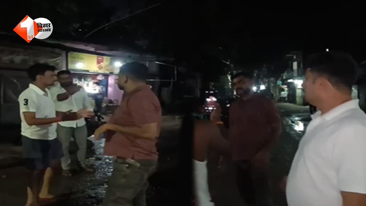 औरंगाबाद में वर्दी की मर्यादा तार-तार? नशे में एएसआई का ग्रामीणों से विवाद, VIDEO वायरल के बाद निलंबन