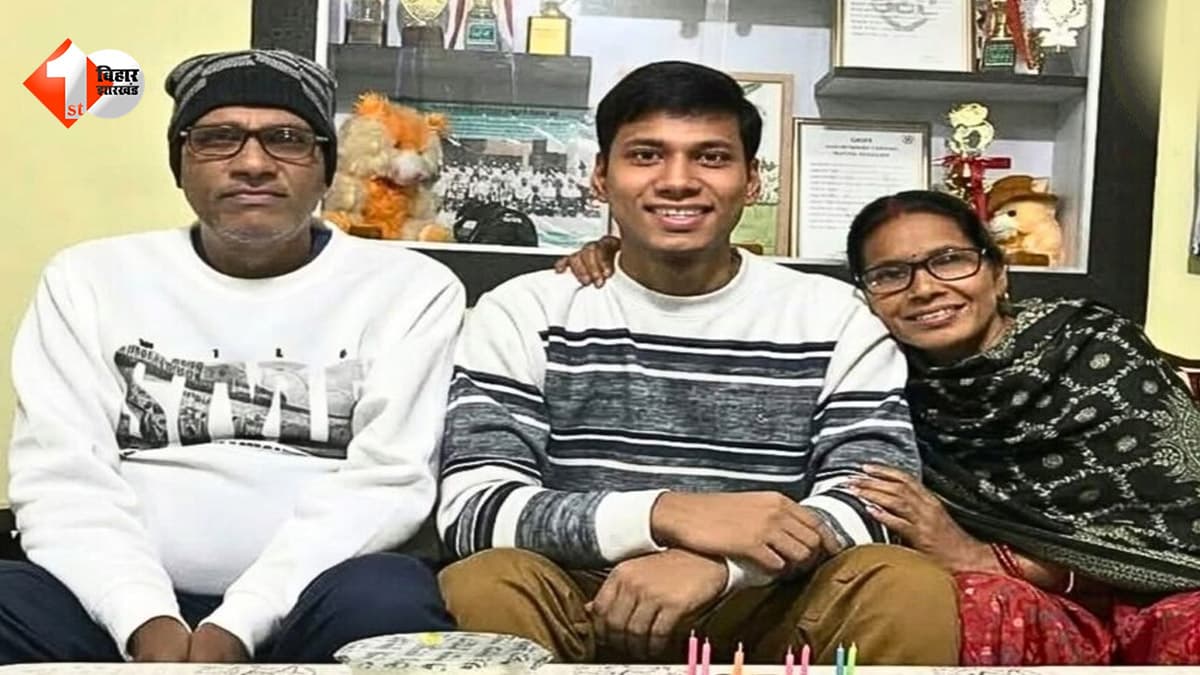 गांव में खेत-पगडंडियों पर खेला क्रिकेट... IIT से की पढ़ाई, जापान पहुंचे तो नेशनल टीम में मिला मौका; ऐसे बदली बिहार के अभिषेक आनंद की किस्मत