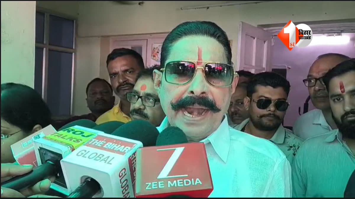 नीरज कुमार को जितना काबू है लगा लें... जीतने नहीं देंगे; अनंत सिंह ने JDU MLC को दी खुली चुनौती, कहा- मेरे घर में AK-47 रखवाया था